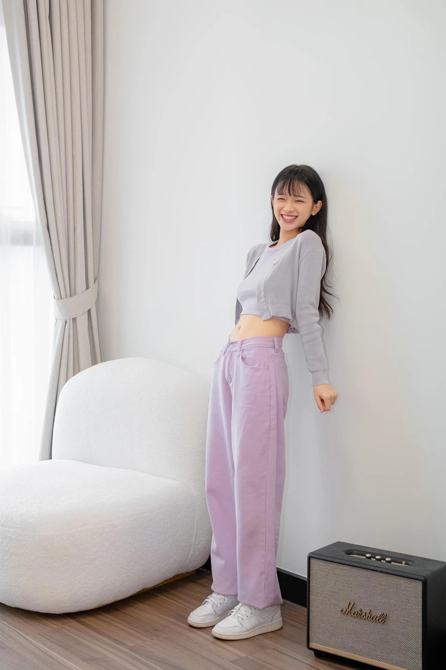 Visual khoe dáng hoàn hảo khi ai cũng thắc mắc Linh Ka cao bao nhiêu