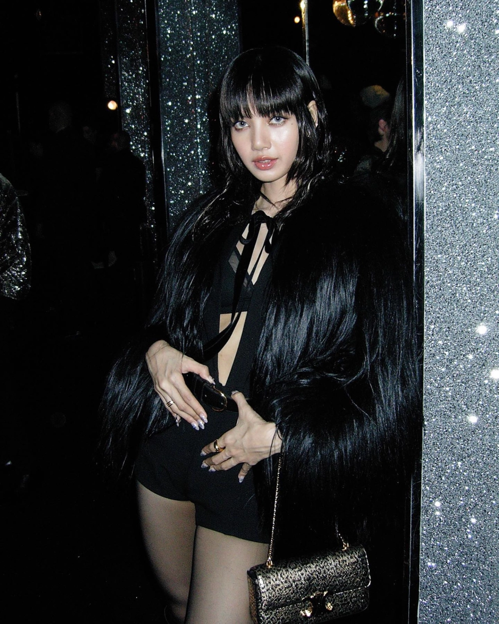 Style retro với ảnh gái cute k5 đầy hoài niệm