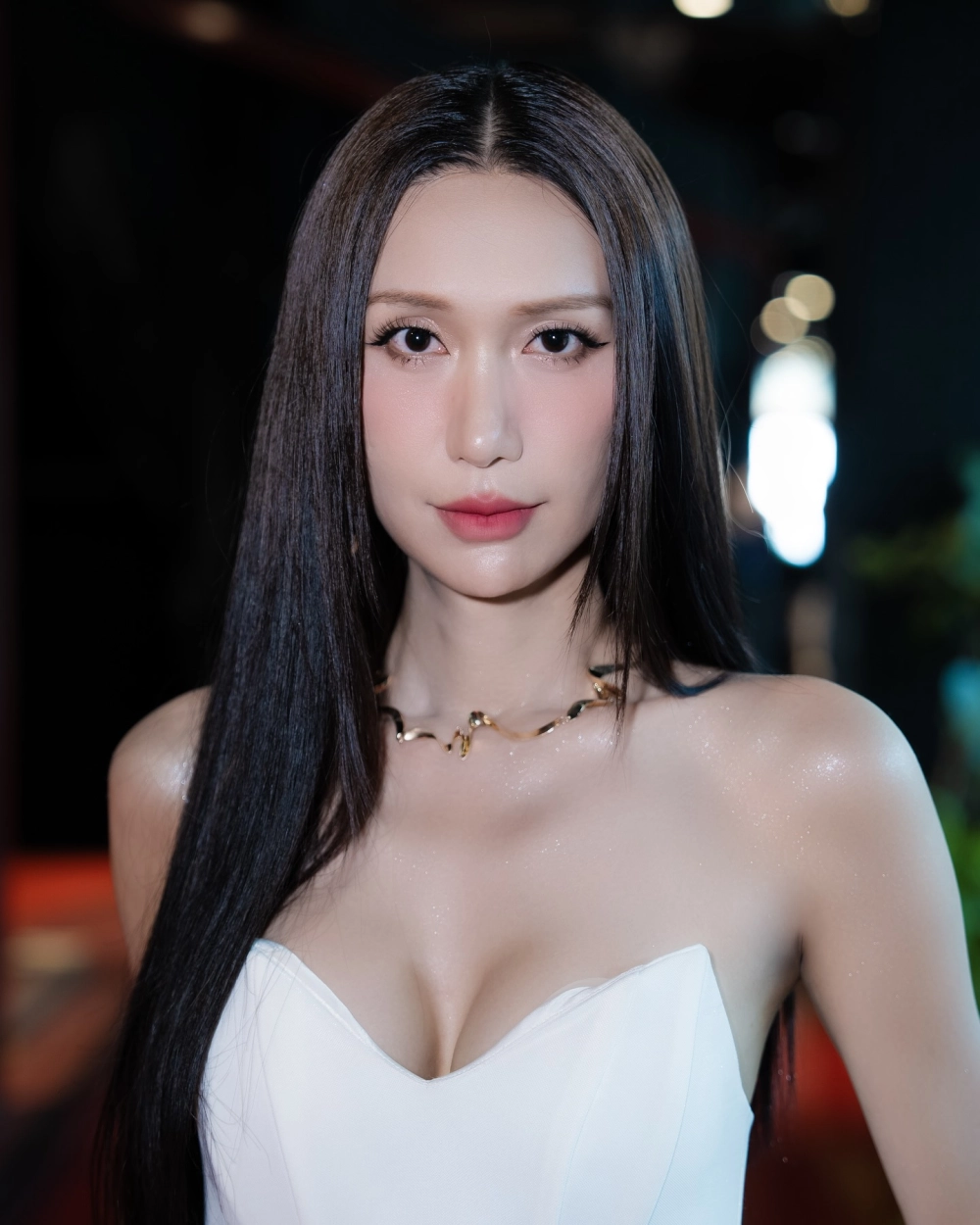 Góc ảnh đầy tâm trạng gợi nhớ lời bài hát Lynk Lee buồn thì cứ khóc đi