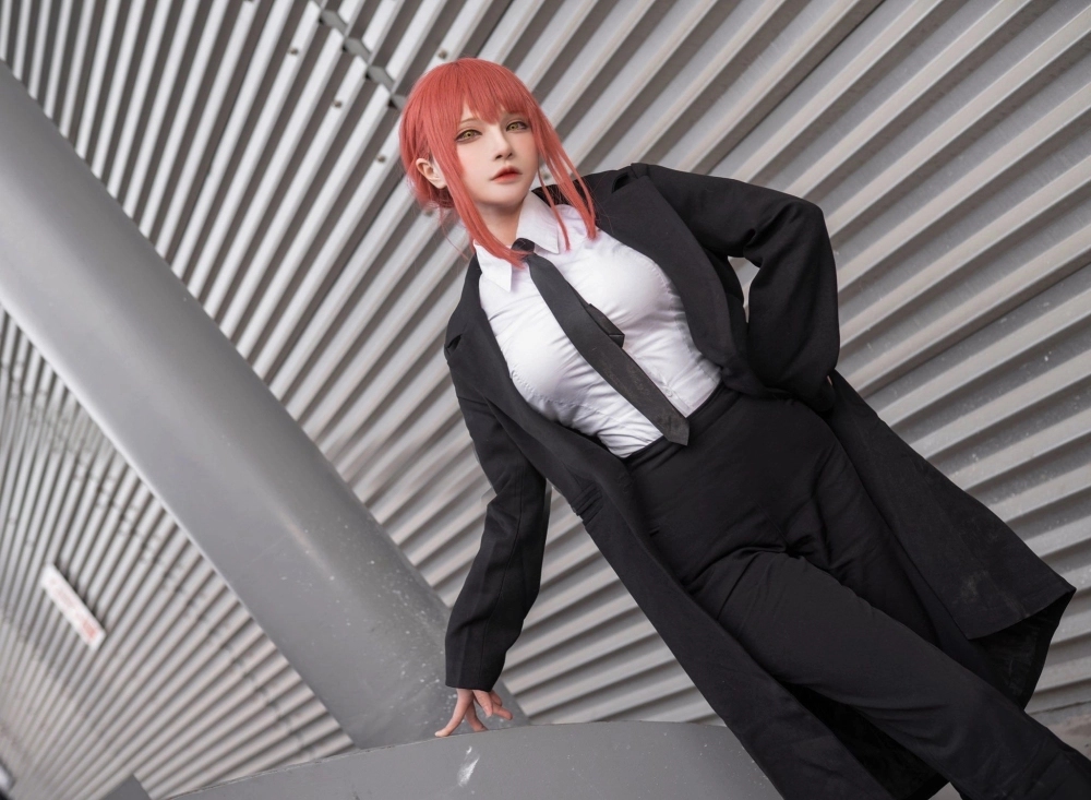 Costume Makima trang phục chuẩn từng chi tiết sắc nét