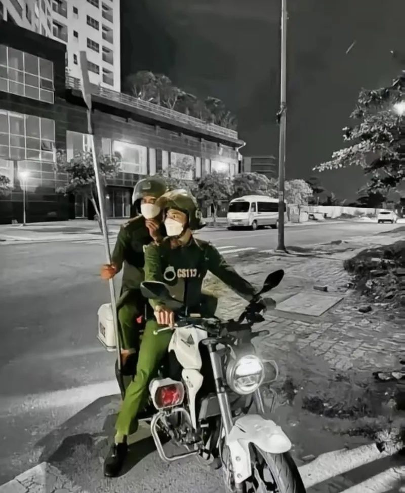 Phản ứng dân mạng về công an việt nam meme cực kỳ hài hước