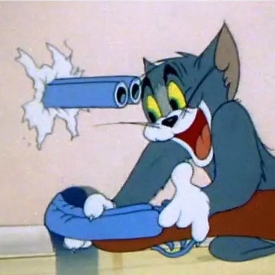 Một ánh nhìn thôi là hiểu meme mèo tom cười nham hiểm