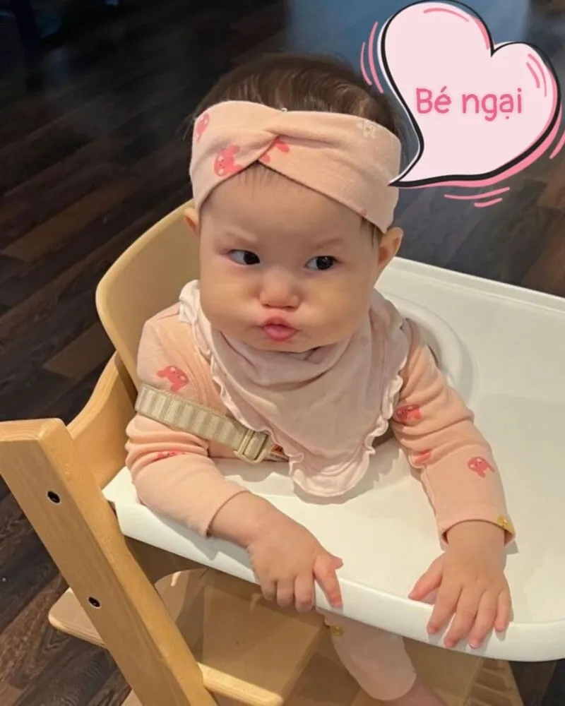 Biểu cảm chân thật của meme nghiện mà ngại