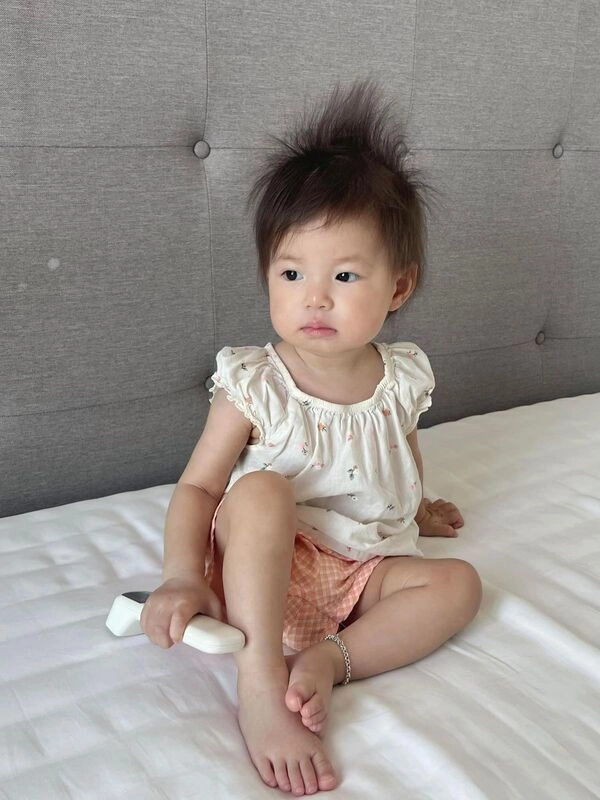 Biểu cảm thỏa mãn cùng meme pam ok siêu chất