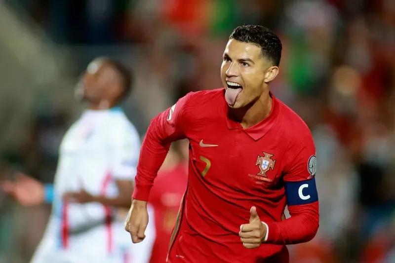 Tải về ngay loạt video meme ronaldo đang viral khắp nơi