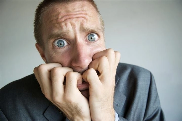 Đừng xem một mình ảnh meme sợ quá kẻo rùng mình