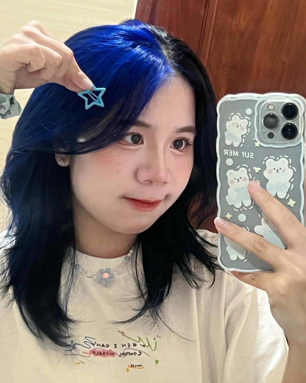 Điệu nhảy vui nhộn gây bão từ TikTok Mèo Simmy.