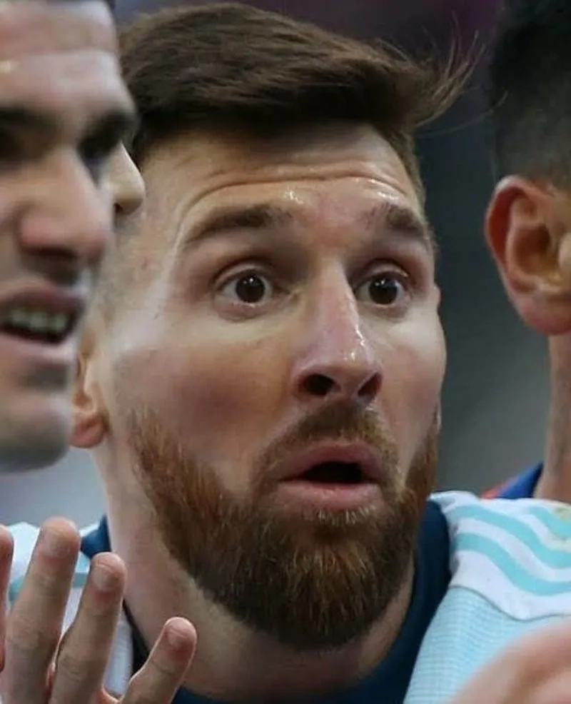 Tái hiện pha lập công thần sầu với messi meme goal