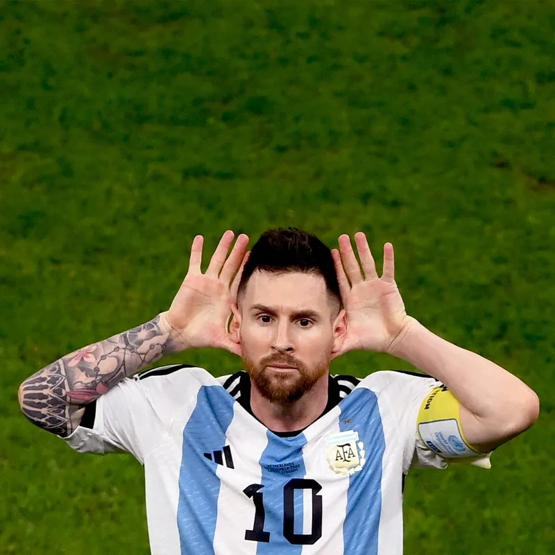Biểu cảm đỉnh cao tạo nên messi meme goat bất tử