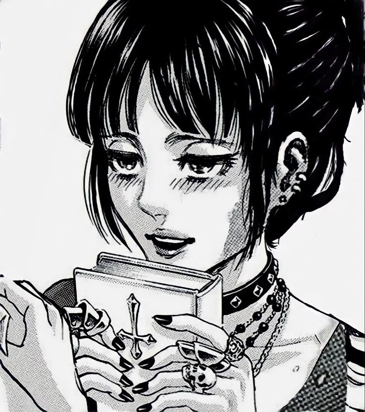 Thích thú phong cách Goth Mikasa độc lạ