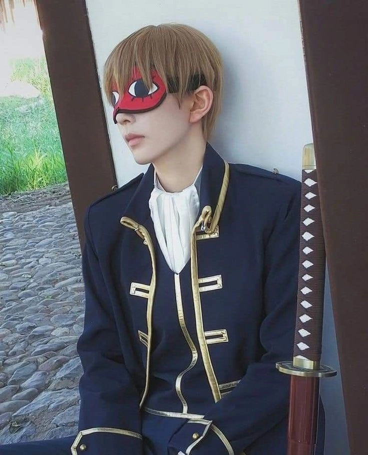 Okita cosplay chuẩn thần thái nam samurai lạnh lùng