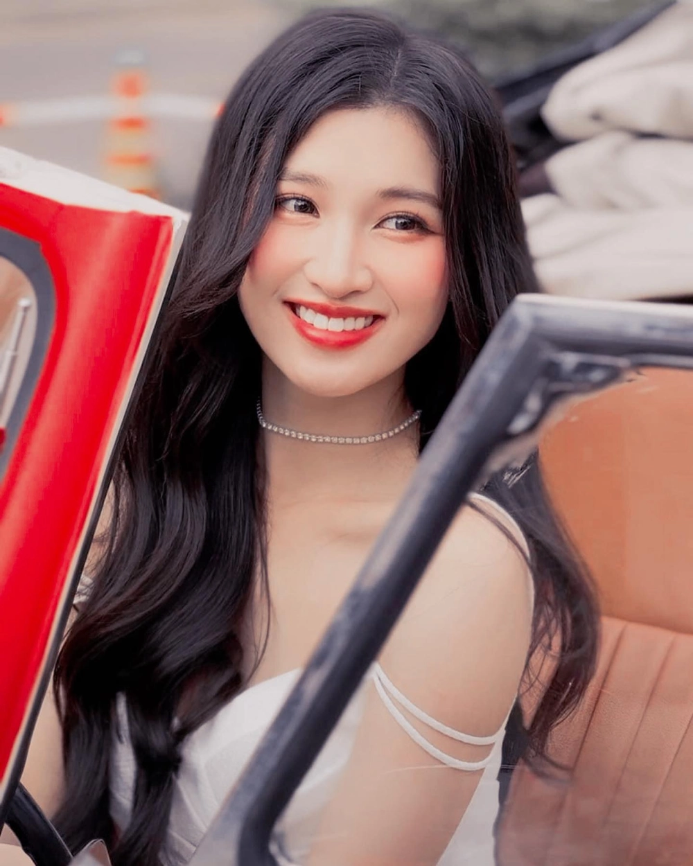 Tuyển chọn hình gái xinh tóc dài nhẹ nhàng đáng yêu