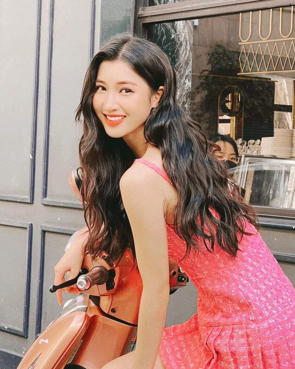 Khám phá ngay 20 kiểu tóc dài đẹp chuẩn phong cách