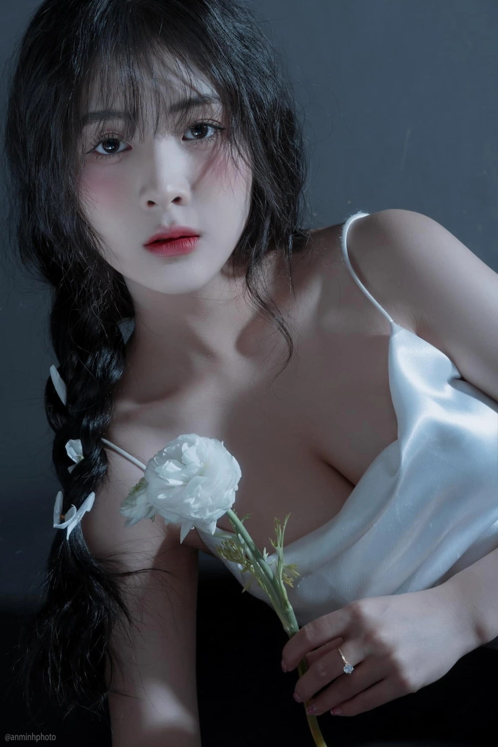 Visual ấn tượng từ Quỳnh Alee khiến người xem mê mẩn