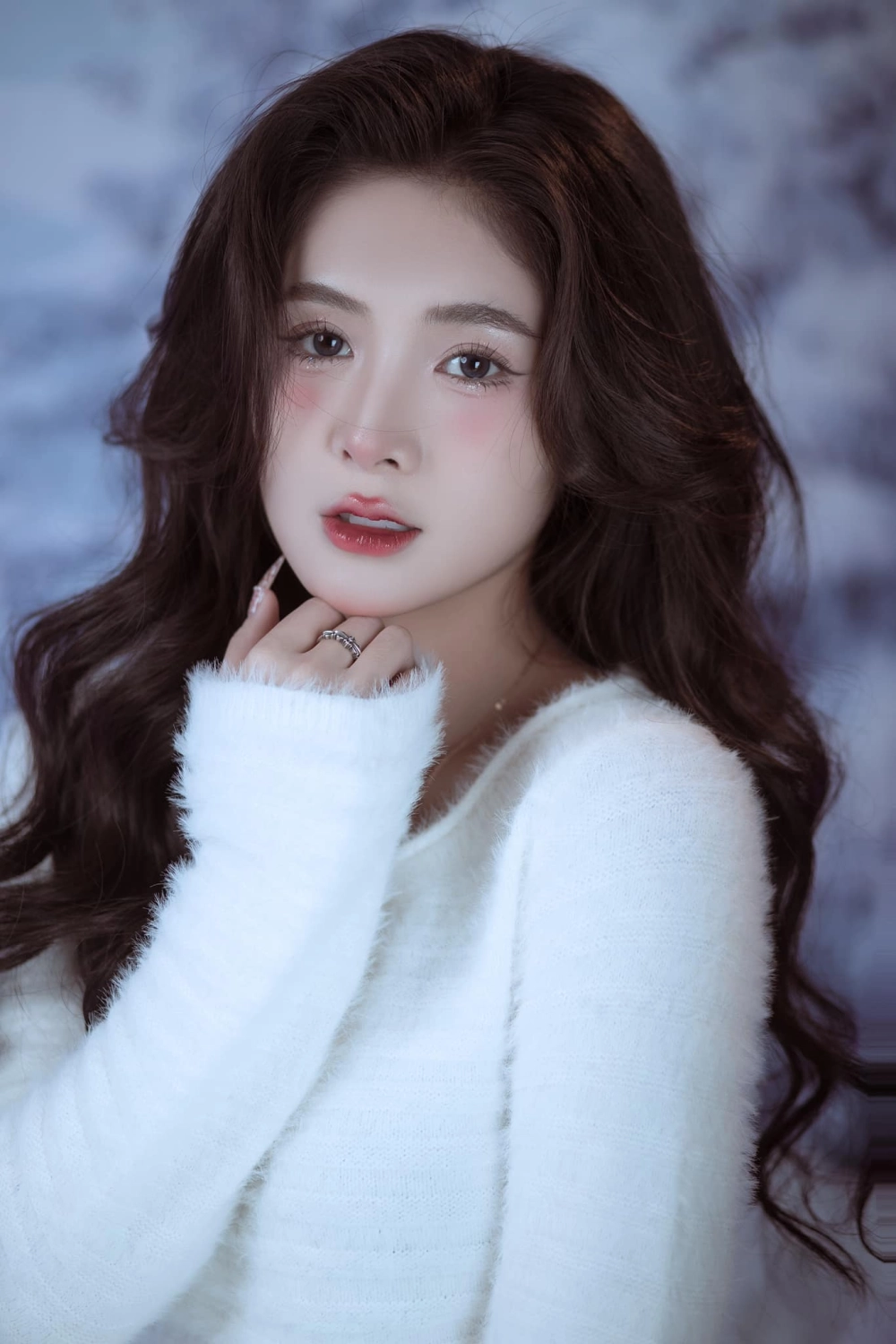 Khung hình nổi bật trong video Quỳnh Alee