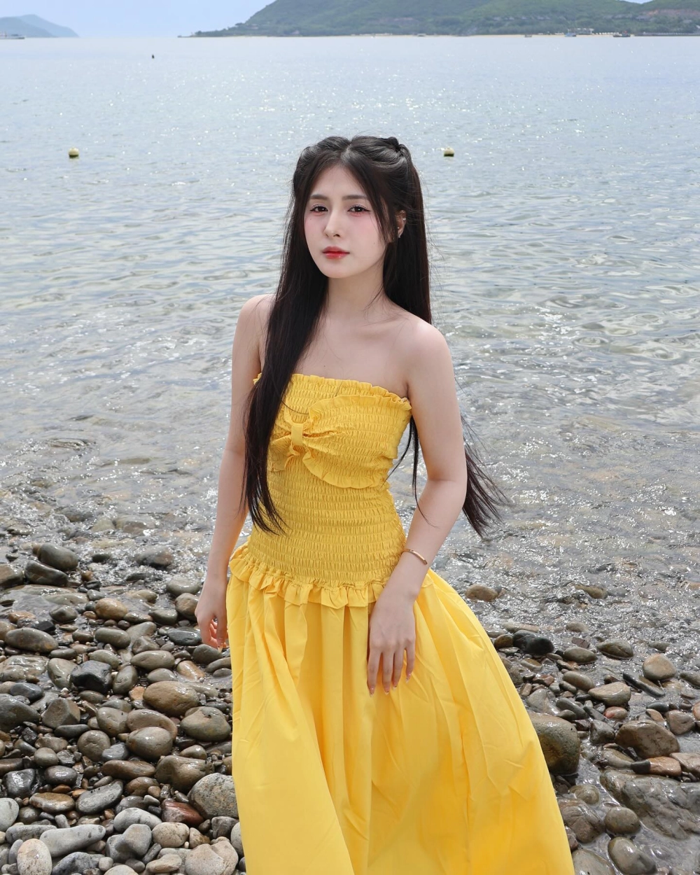 Hình đậm chất thanh xuân gợi hỏi học trường nào