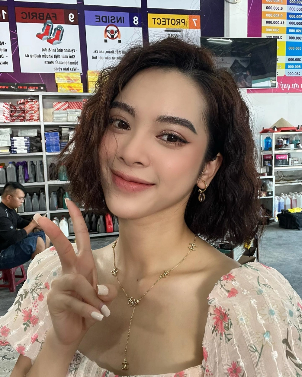 Hình ảnh tạo hình nhân vật giúp biết diễn viên Quỳnh Lương đóng phim gì