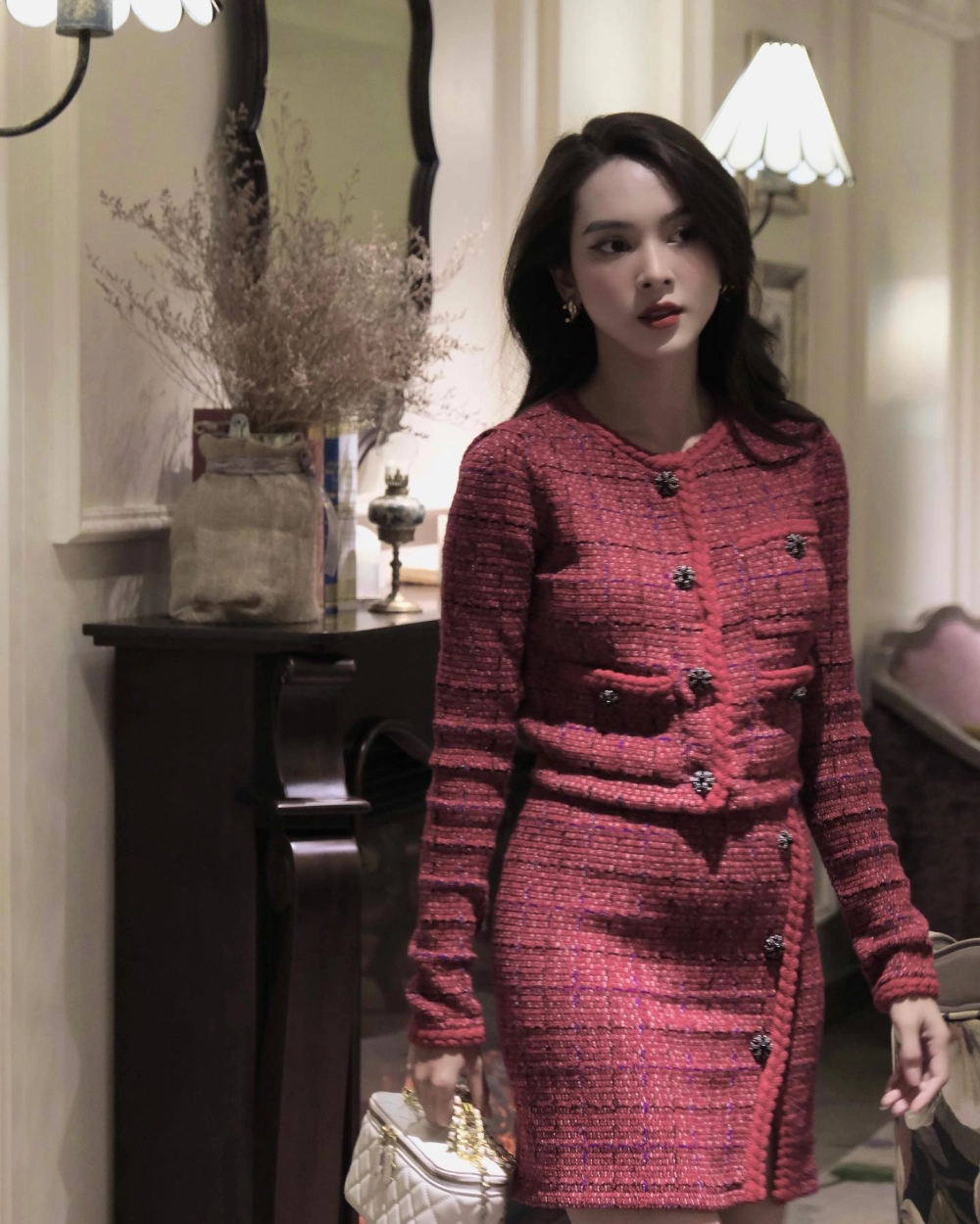 Visual cuốn hút như người mẫu Quỳnh Lương