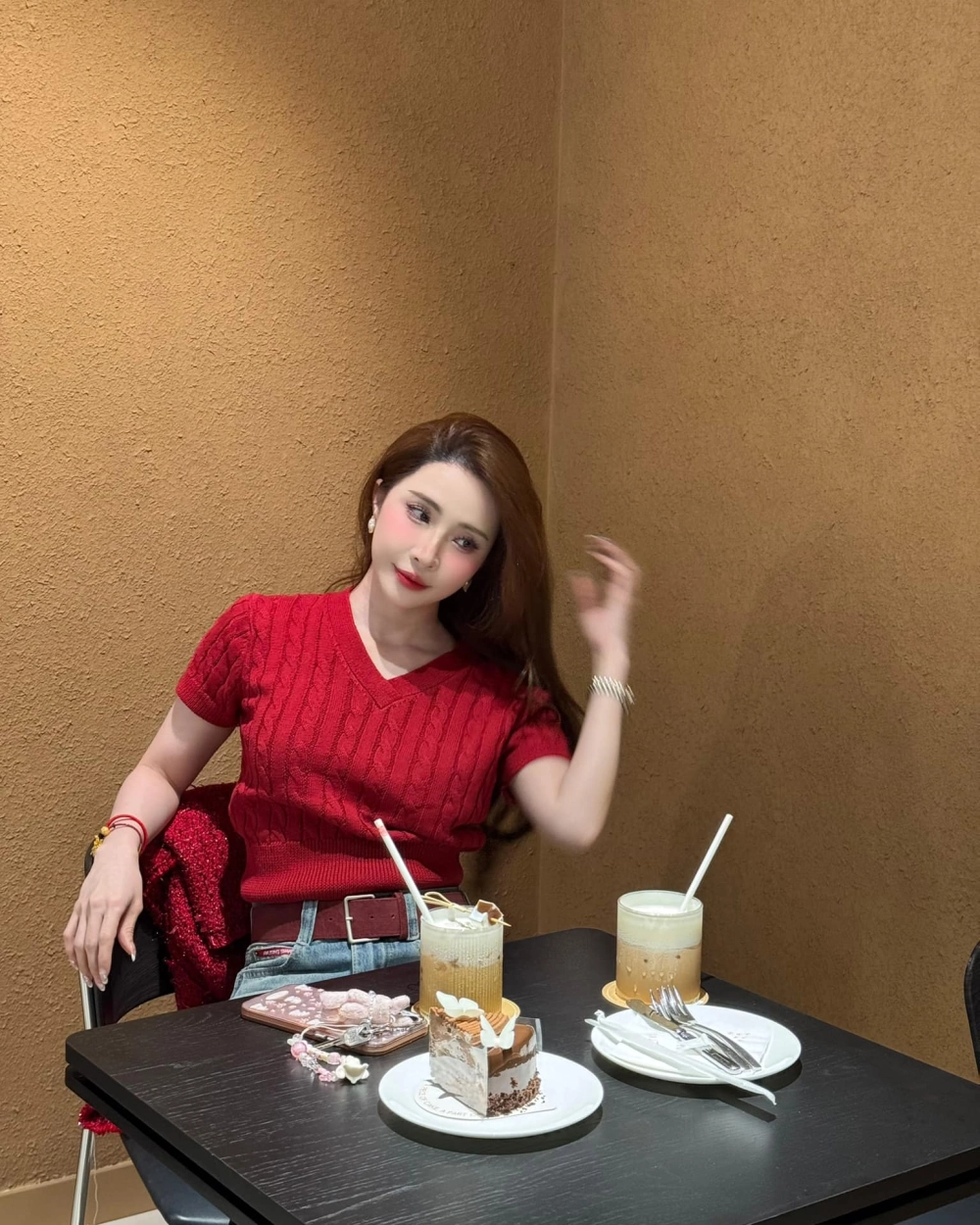 Thần thái sân khấu của dancer Quỳnh Nga đầy nội lực