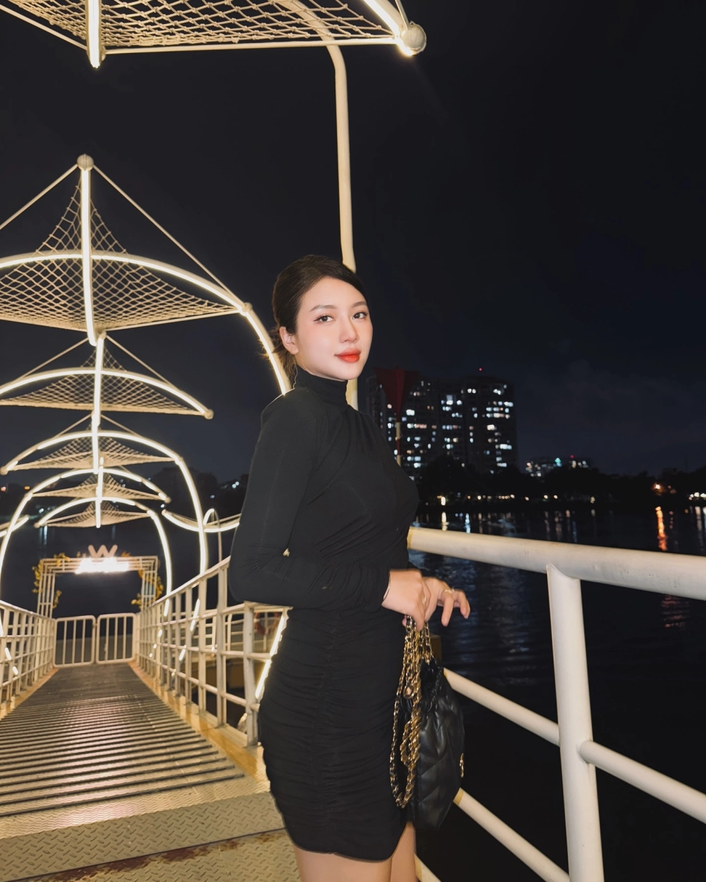 Khoảnh khắc đắm say trong giai điệu nhạc Quỳnh Trang