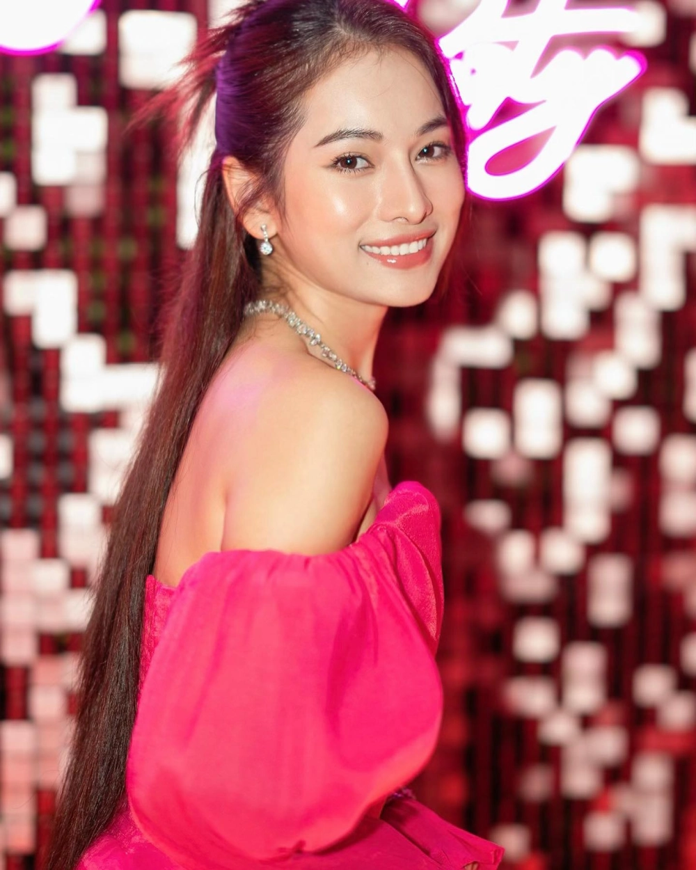 Tương tác ăn ý trong các phần Sara Lưu song ca nổi bật