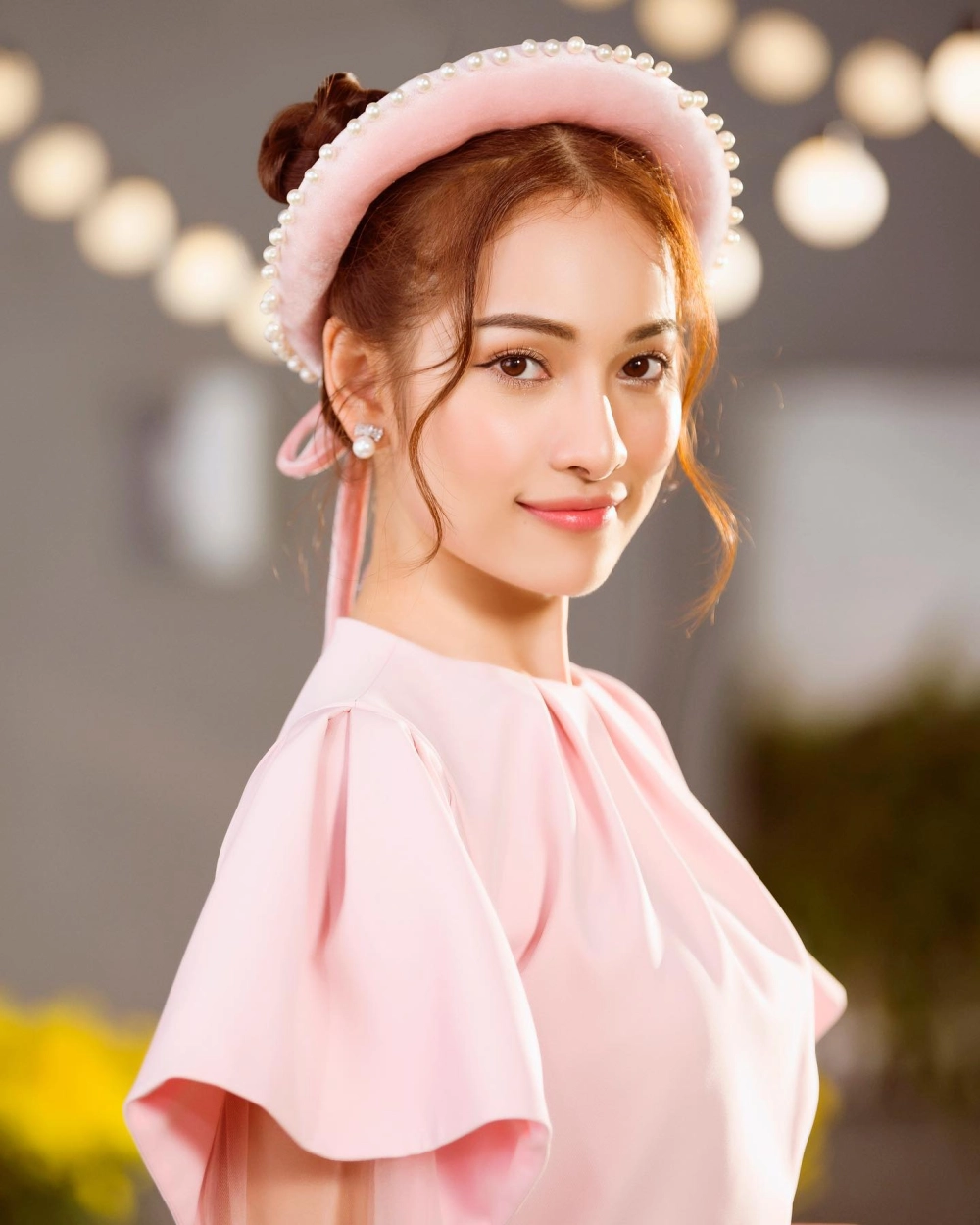 Nét đẹp hiện đại trong ảnh gái xinh 2001