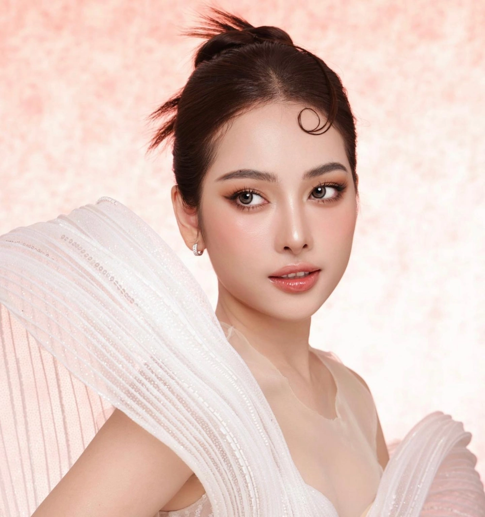 Xinh tươi nổi bật qua ảnh gái xinh 2004