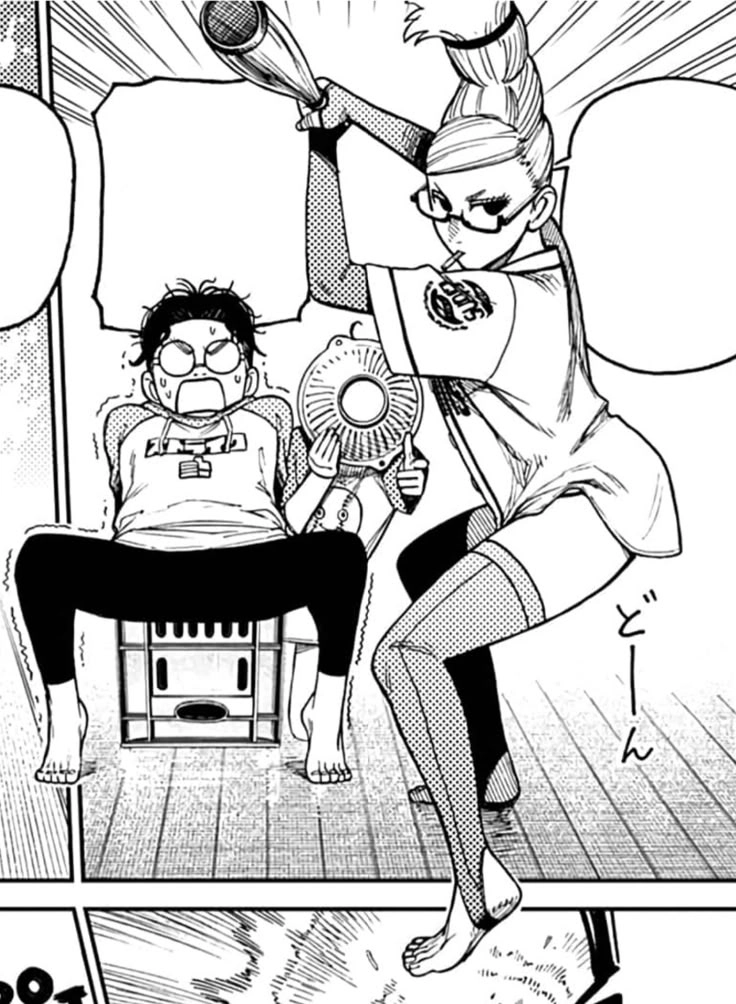 Seiko Ayase and Okarun đồng hành vượt dị vật