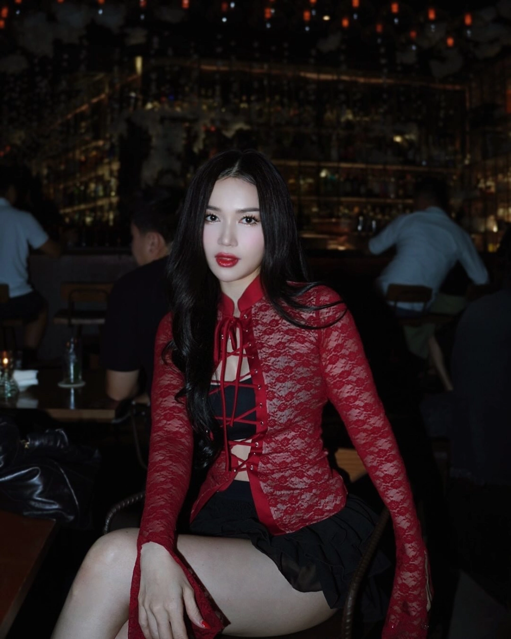 Tạo hình lôi cuốn gây bão trong người ta Sĩ Thanh