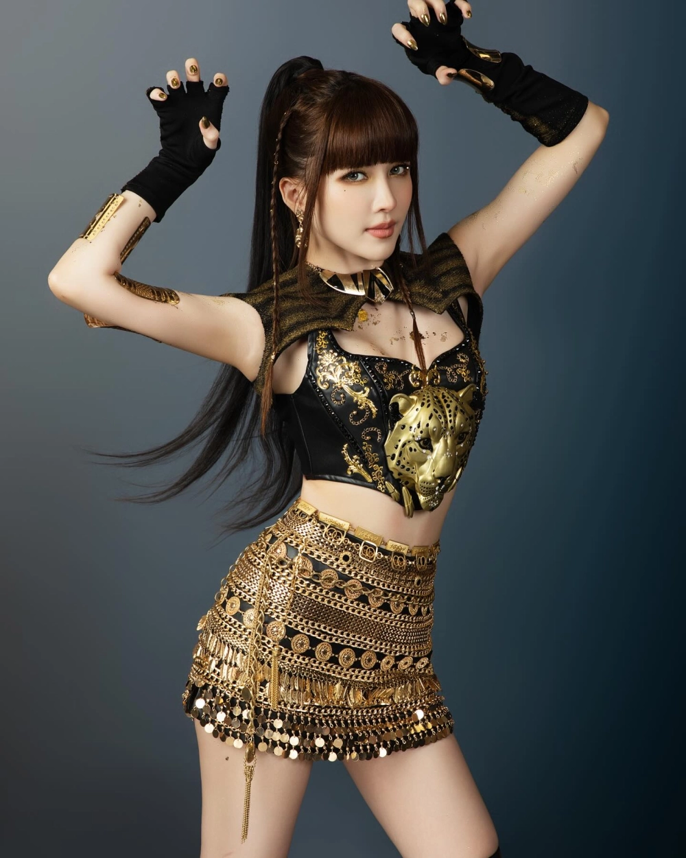 Năng động tuổi học sinh qua ảnh mạng gái k12