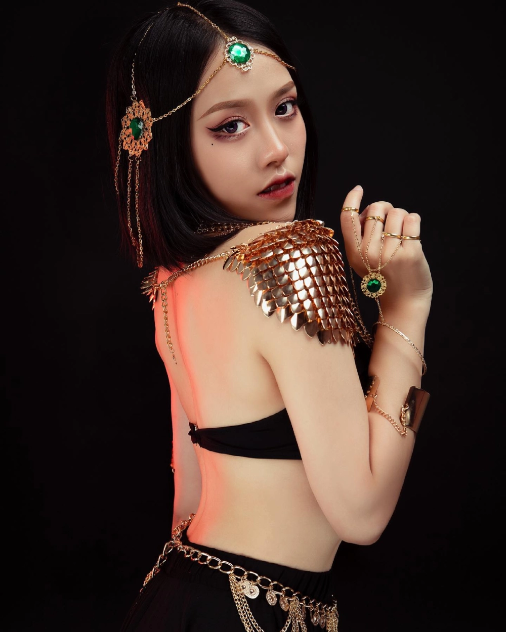 Khoảnh khắc cuốn hút trong video Trà Đặng nhảy