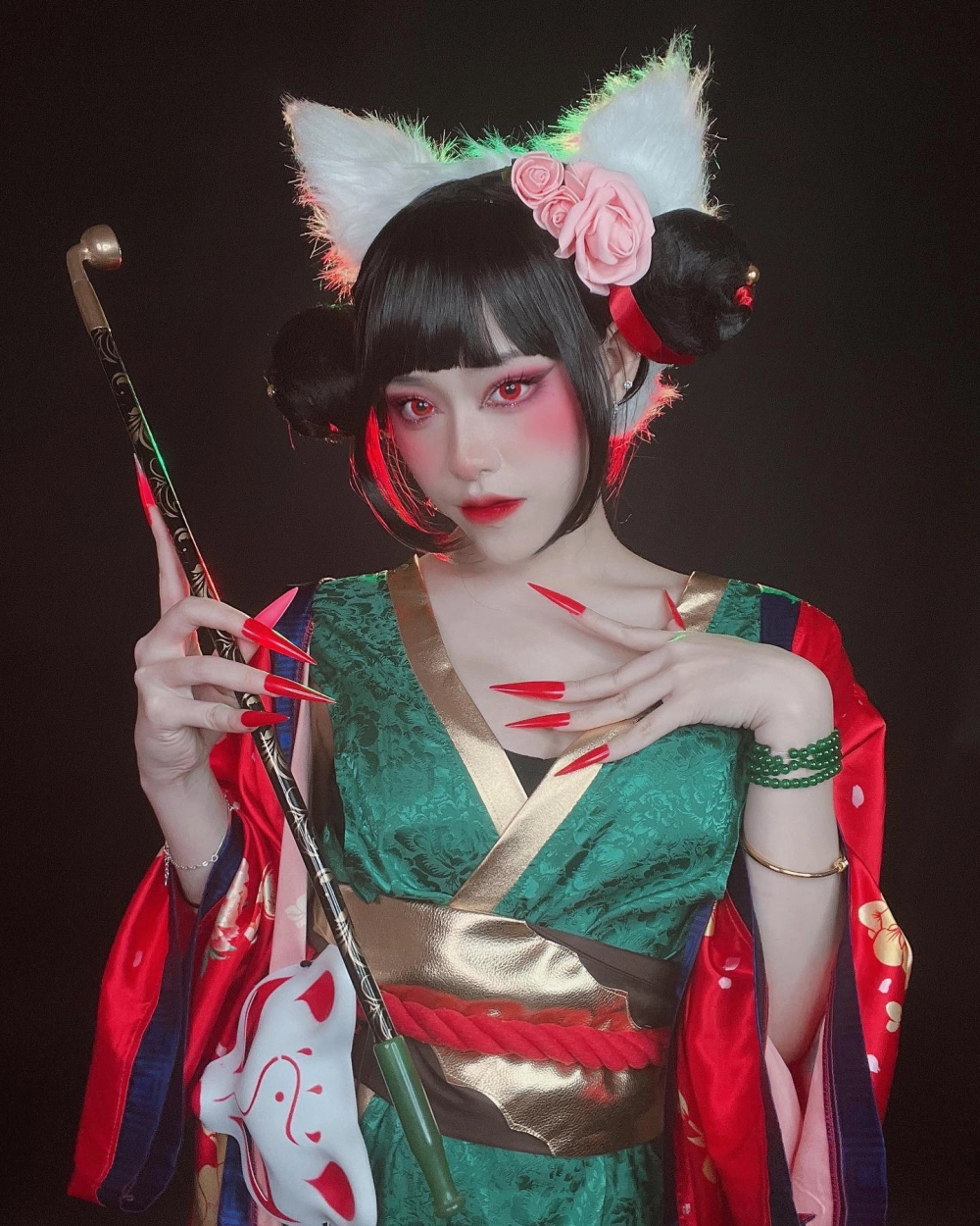 Tạo hình sáng tạo và đáng yêu từ Trà Đặng cosplay