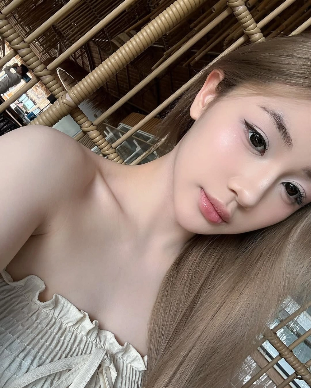 Khung hình táo bạo từ dí chú cá tối cổ full Trần Hà Linh