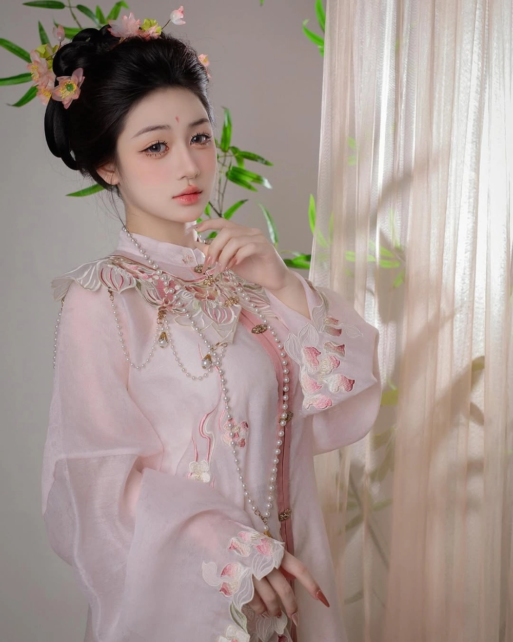 Khoảnh khắc nổi bật trong clip Trần Hà Linh TikTok full