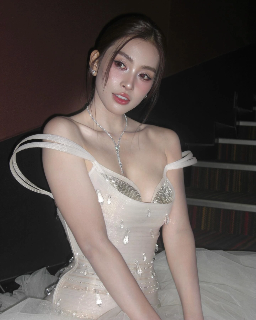 Nhẹ nhàng và đáng yêu trong chụp ảnh gái xinh ngoài trời
