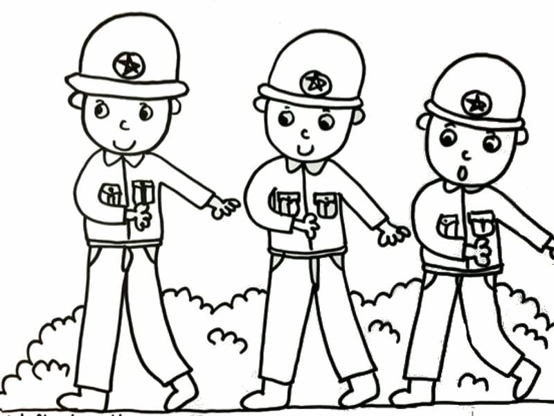 Tranh tô màu chú bộ đội hành quân cho bé rèn luyện tính kiên trì