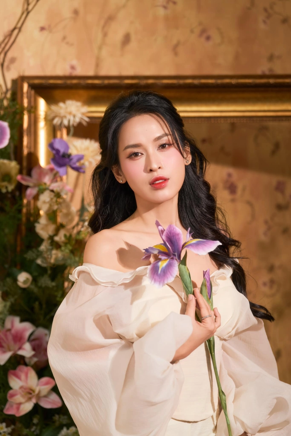 Ảnh đại diện nhẹ nhàng cho bài viết ý nghĩa tên Tú Vi