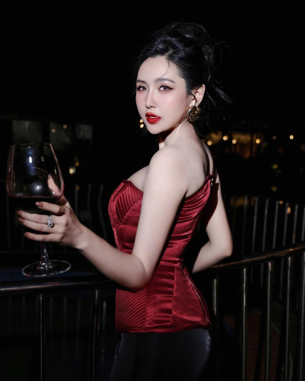 Khoảnh khắc xưa cũ đáng yêu của Viên Vibi ngày xưa