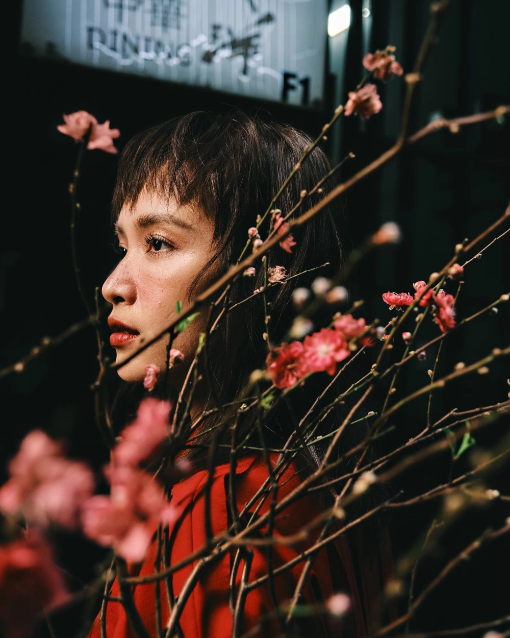 Gu thời trang trẻ trung khiến khán giả đoán mãi Ái Phương bao nhiêu tuổi