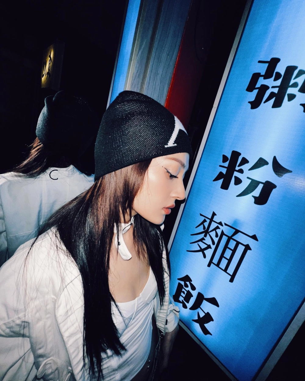 Ảnh gợi cảm từ MV lời bài hát Bảo Anh như lời đồn