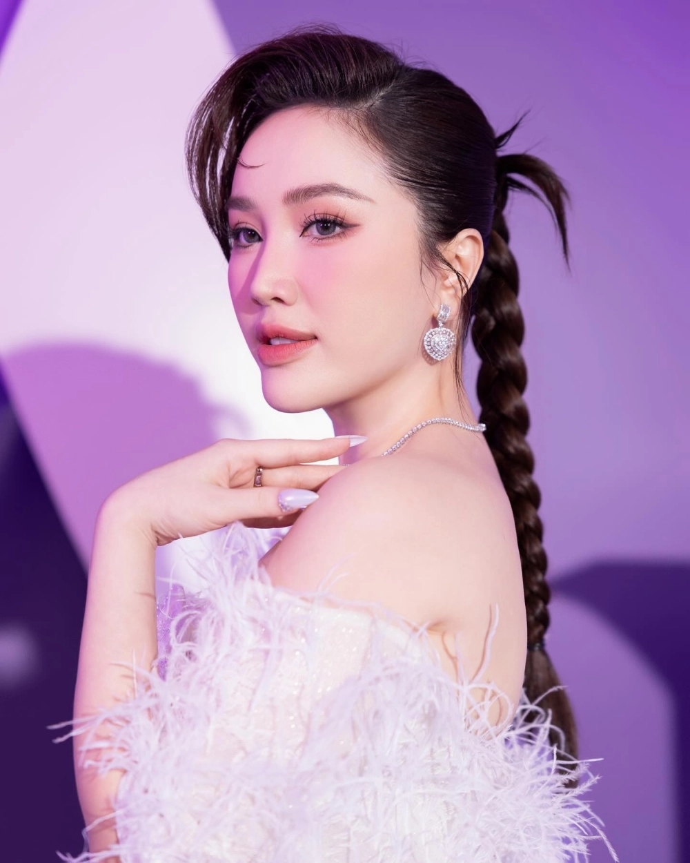 Góc chụp dịu dàng gợi nhắc ý nghĩa tên Bảo Thy