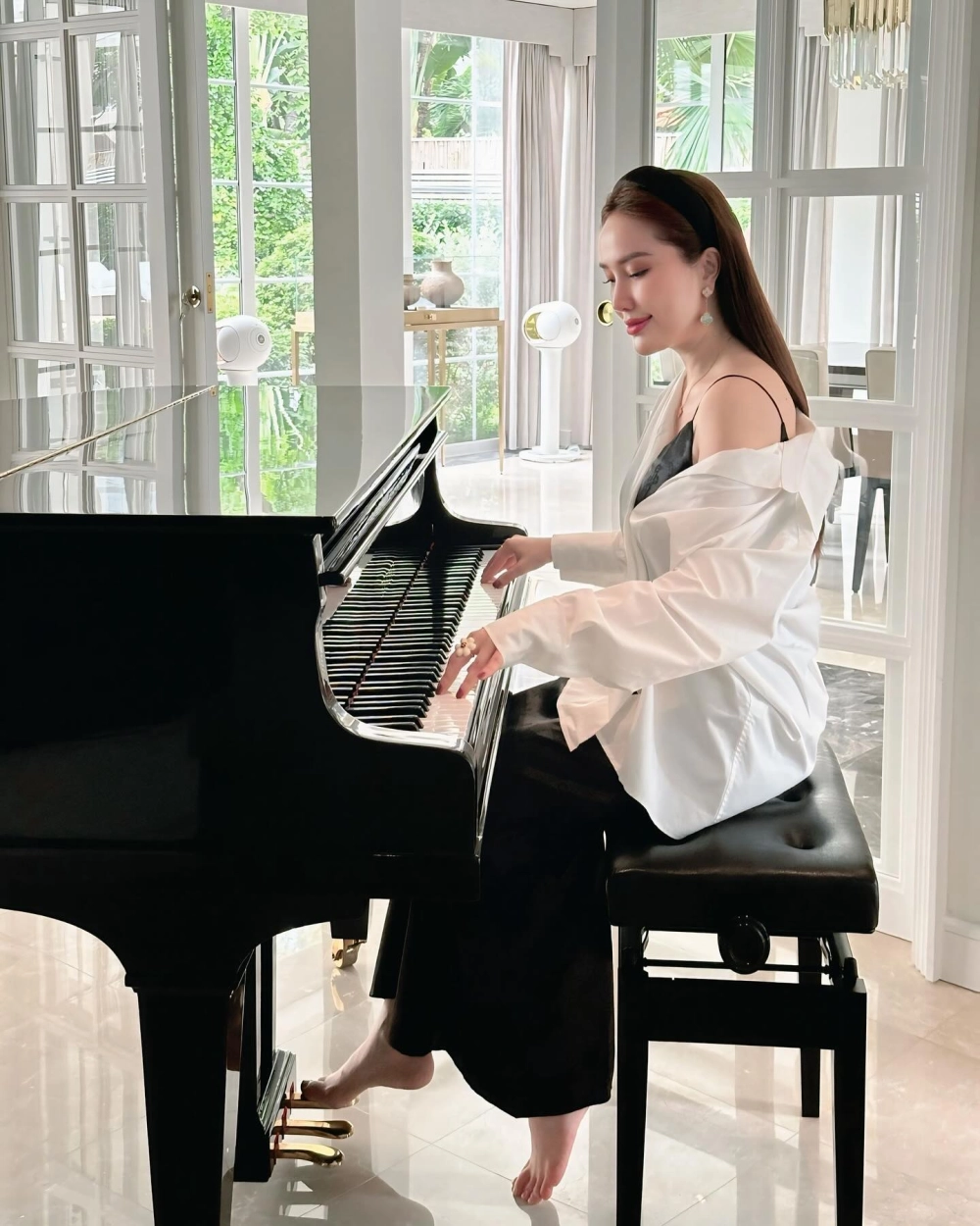 Bối cảnh đáng yêu từ phim ngôi nhà hoa hồng Bảo Thy