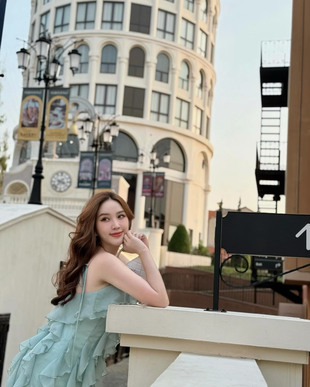 Ảnh trích từ các bài hát của Bảo Thy nổi tiếng