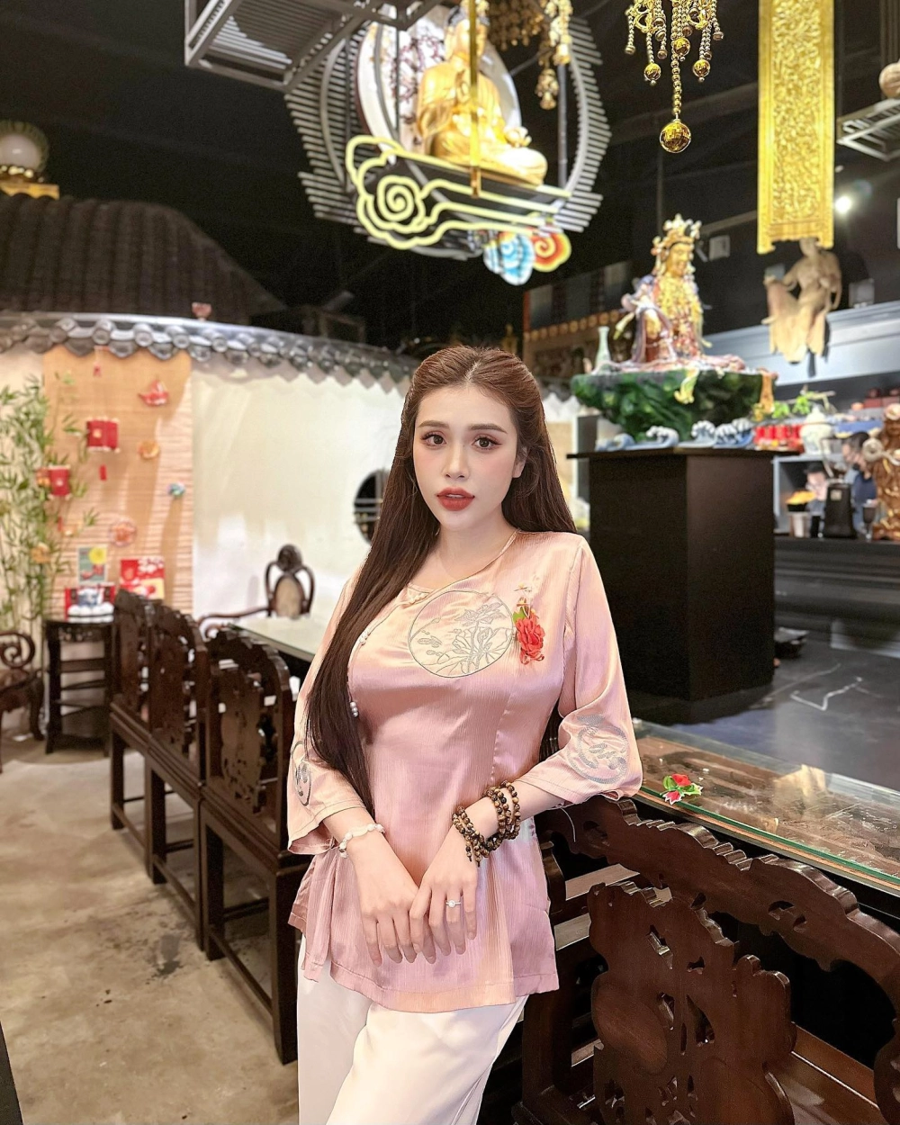 Hình ảnh gần đây khiến fan thắc mắc Pinky Bảo Trân sinh năm bao nhiêu