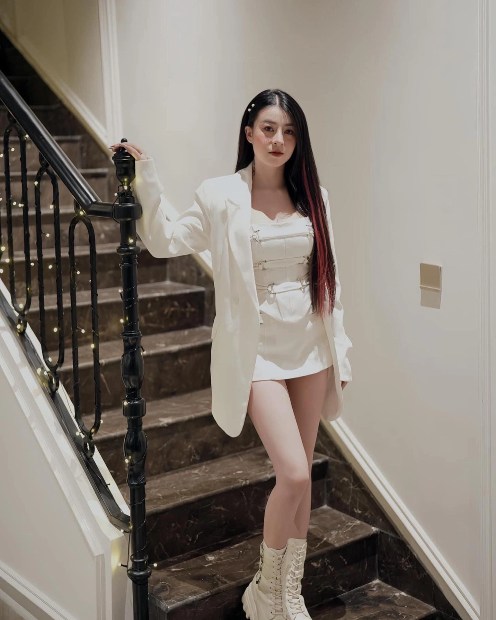 Cảm xúc giao thoa xưa và nay từ tân cổ Cẩm Tiên