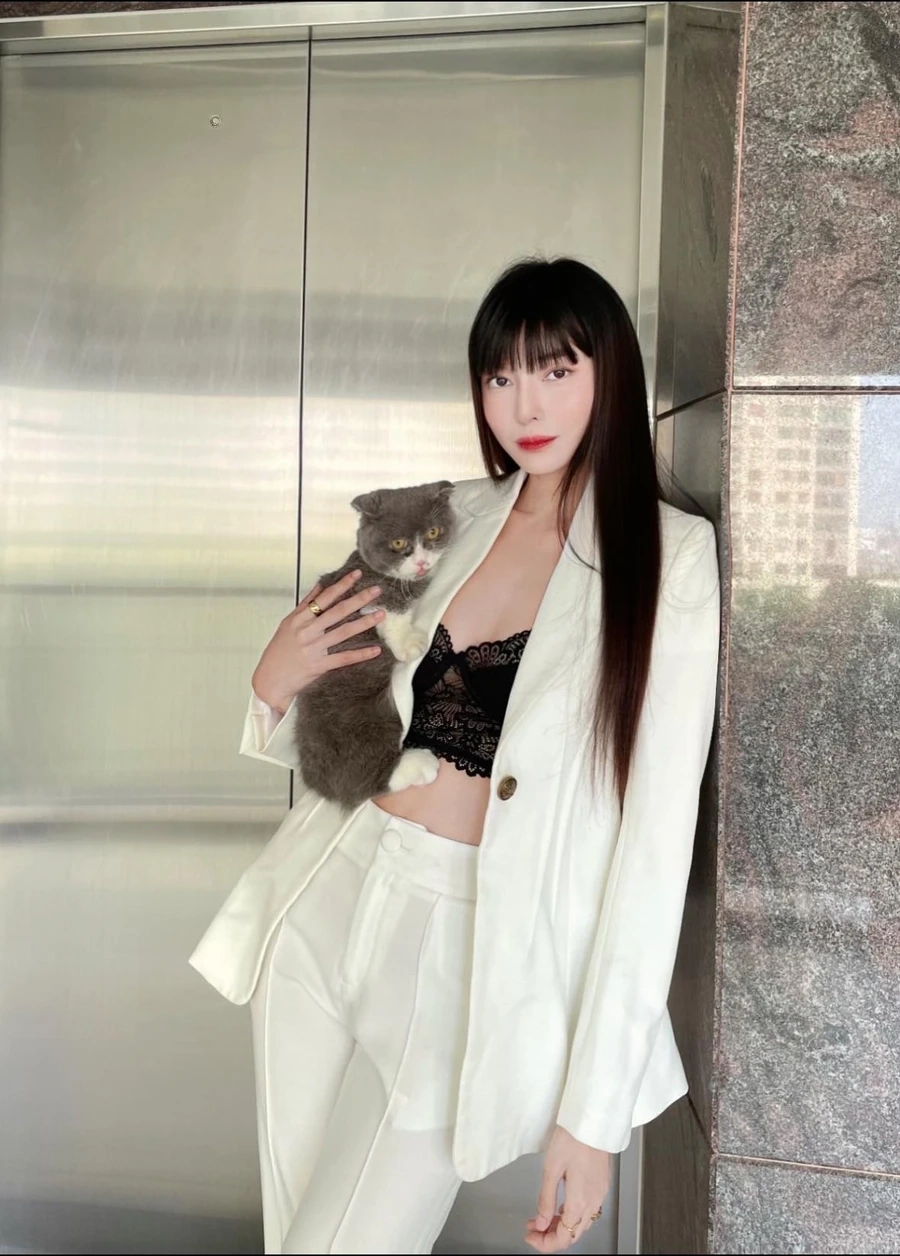 Ảnh hậu trường từ một phim của Cao Thái Hà