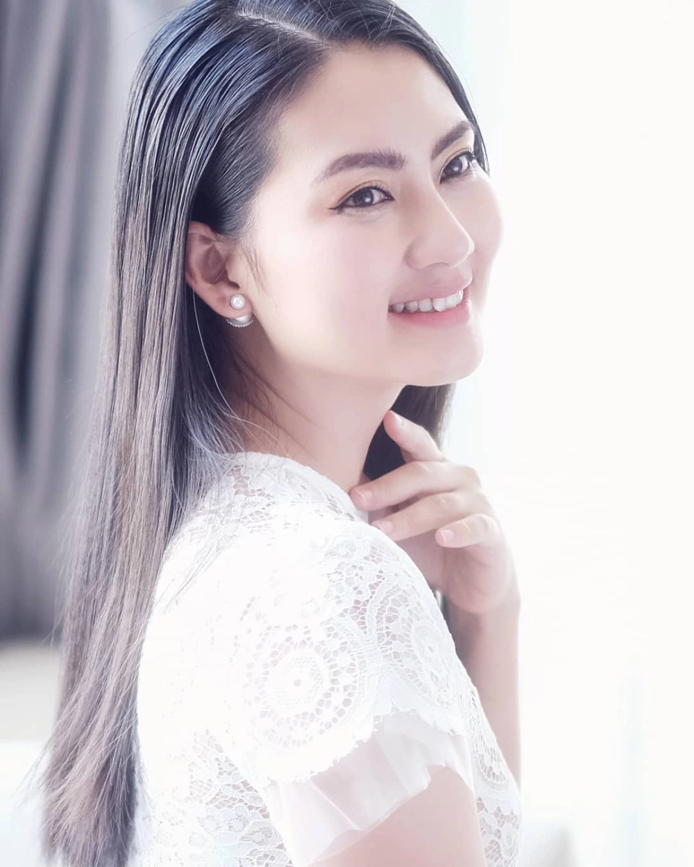 Không gian sống nhẹ nhàng tại nhà của diễn viên Ngọc Lan