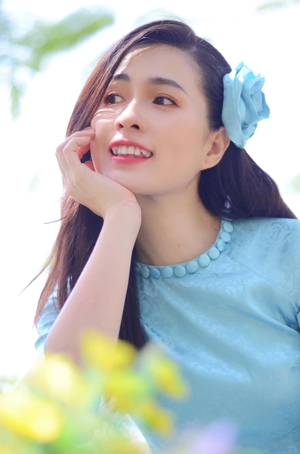 Nhan sắc trẻ trung khiến hỏi diễn viên Thùy Trang sinh năm bao nhiêu