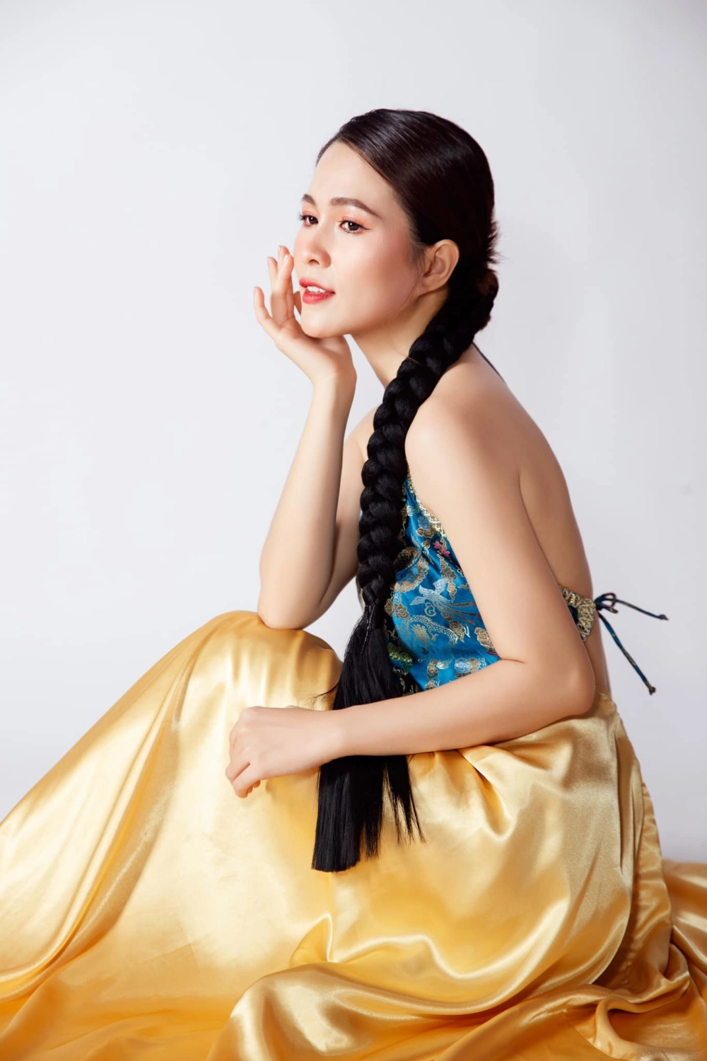 Danh sách hình ảnh trong phim diễn viên Thùy Trang đóng