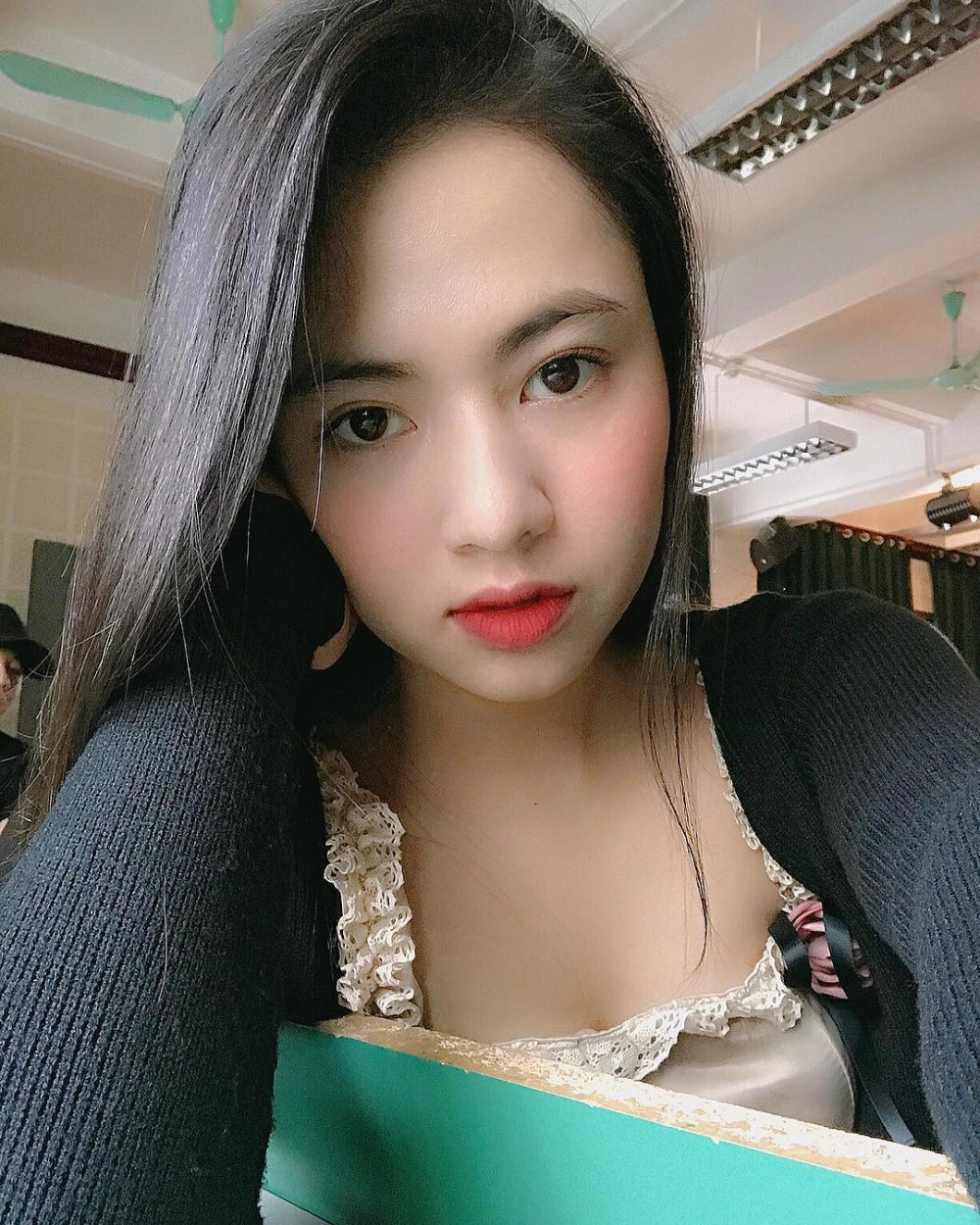 Nét diễn cuốn hút của diễn viên phim Hoa Hồng Có Gai Việt Nam